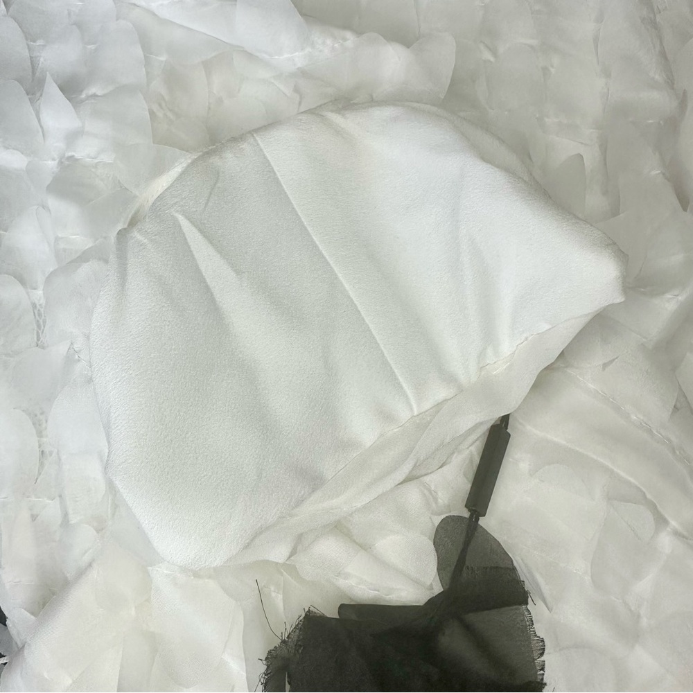 OMR x ELLIATT: Amberwing Dress In White Size S - Picture 8 of 16